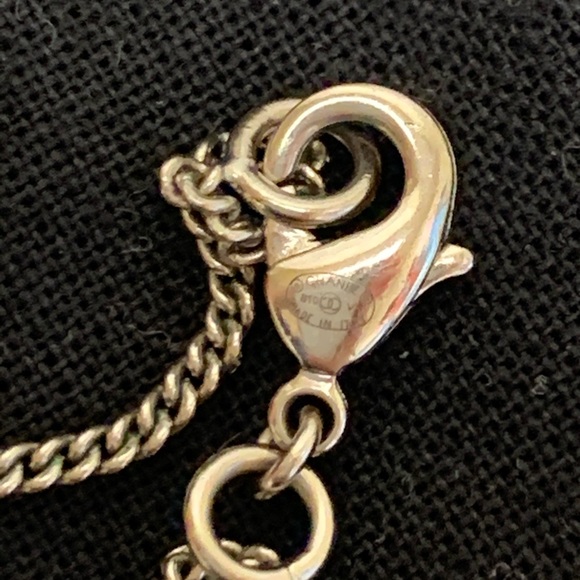 ❤️SOLD❤️Chanel CC Crystal Silver Tone Necklace⭐️ - Picture 11 of 16